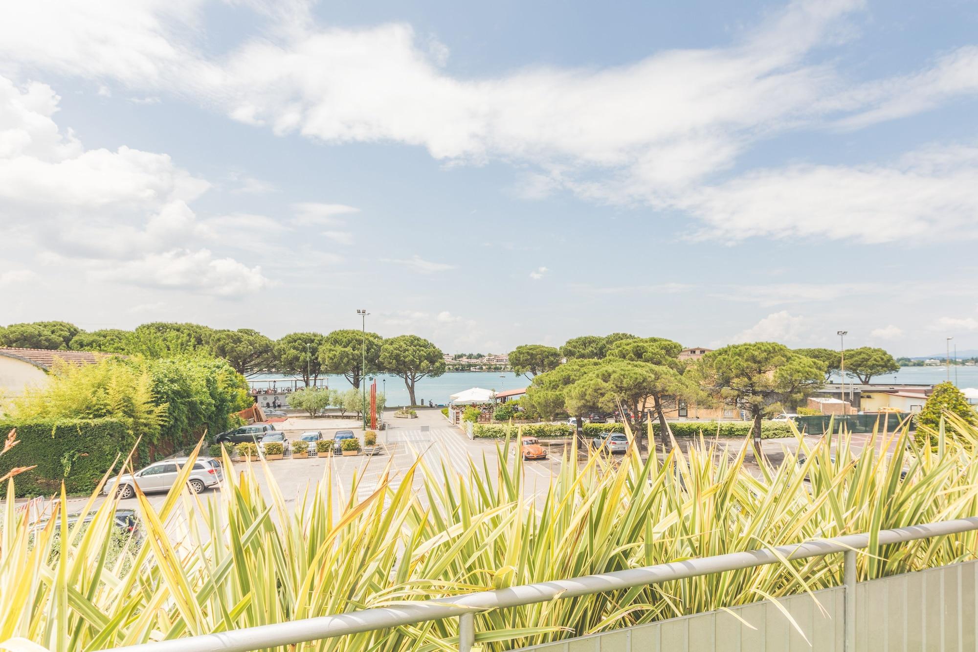 Hotel Ristorante Al Fiore Peschiera del Garda Exteriör bild
