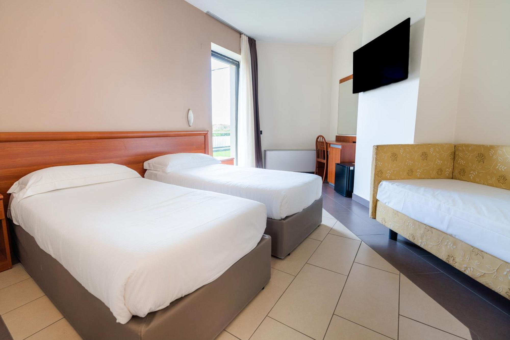 Hotel Ristorante Al Fiore Peschiera del Garda Exteriör bild